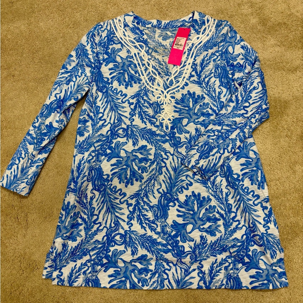 Lilly Pulitzer Blue and Cream Floral Resort tunic